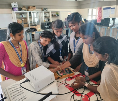 KILBY-NOYCE INTEGRATED CIRCUITS LABORATORY
